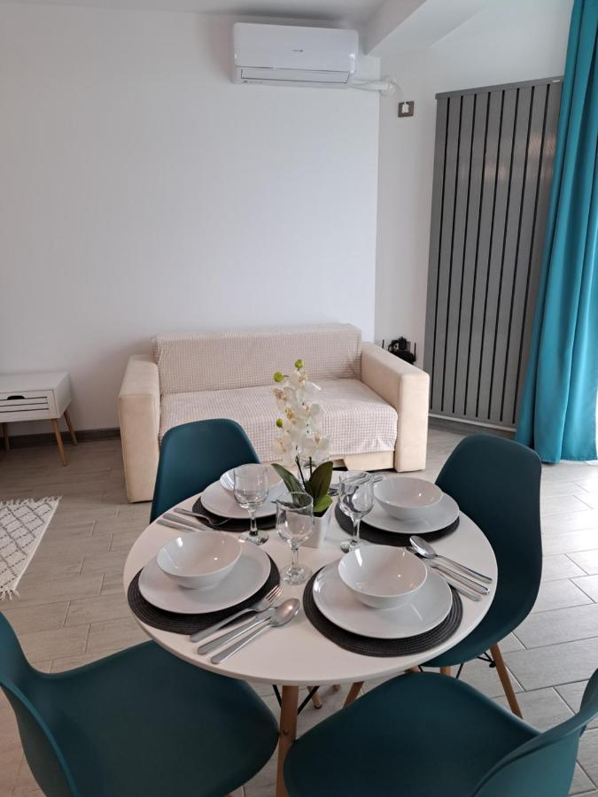 Melissa Pool & Mamaia-nord Appartement